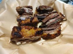馕坑果木烤羊排-巴扎美食·新疆菜·西域歌舞表演餐厅(新疆大厦店)