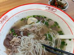 -钵四爷杀猪粉(番禺时代芳华里店)