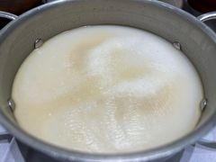 -红鼎豆捞·非遗鲍皇汤火锅(宝丰路店)