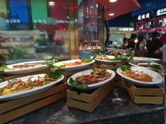 自助取餐区-苏格里岛自助烧烤百汇