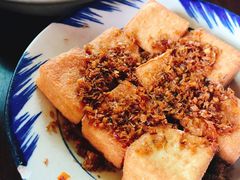 -Cuc Gach Quan Restaurant