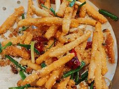 -巴厘龙虾·榜首油焖大虾(音乐学院·沿江酒馆店)