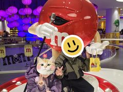 -m豆巧克力世界(上海世茂广场店)