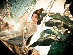 -九月鹰飞汉服摄影工作室