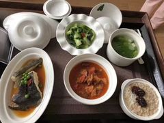 -乐禧母婴全自营月嫂(宝山店)