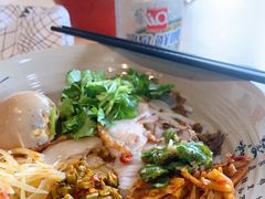 -日头火桂林米粉(兴坪古镇店)