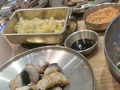 -青瓦餐厅·生鱼片·韩园烤肉(西塔店)