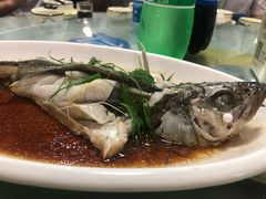-鑫悦楼煎蟹·16年海鲜大排档