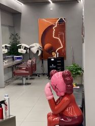 -侨治发型
