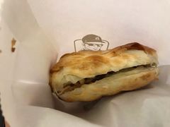 -荀记肉夹馍(三八家乐福店)