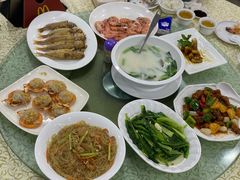 -鹏城人家海鲜酒家·23年老字号(较场尾店)