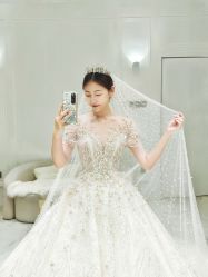 点击看大图 -Renee芮亦婚纱
