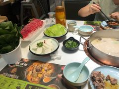 -洪氏嗨捞·猪肚鸡火锅(阳光天地店)