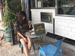 用餐区-Juicy Bakery(大学路店)