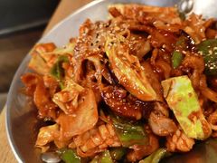 鱿鱼炒五花肉-富乐满韩国正宗炸鸡韩国料理(虹泉路店)