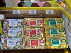 -LOG-ON(海港城店)