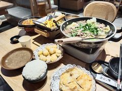 -川堂风·跷脚牛肉·乐山爆炒(宝山日月光店)