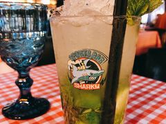 -鲨鱼美式餐厅酒吧Sharky