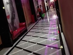 -向日葵KTV(温江店)