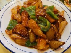 地三鲜-鹤乡东北菜(崮山路店)