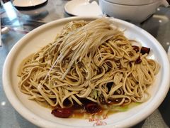 油淋豆腐皮-添福来墨鱼饺子 · 海鲜东北菜(大连星海·黄浦路店)