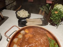 手捶生牛肉丸-牛村来人潮汕牛肉火锅(西单店)