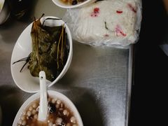 -芳婆糕团店(王府大街店)
