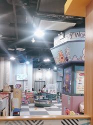 -卡通尼乐园(五彩世界店)