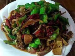 -萨宁音登锡伯风味餐厅(一楼店)