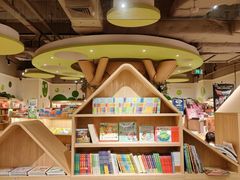 -新华书店(保利水城店)