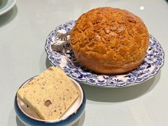 黑松露黄油菠萝包-古洋食坊·港点小馆(苏州中心店)