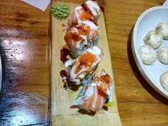 火焰三文鱼卷-7年8班朝鲜族非遗美食(三钢里店)