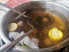 招牌牛骨汤锅-广味鲜潮汕牛肉火锅(延安三路店)