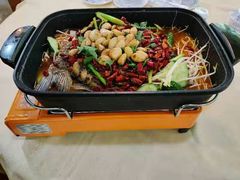 -潮粤啫啫煲大排档