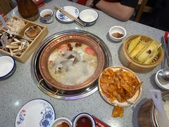 -阿婆情腊排骨火锅(金虹路店)