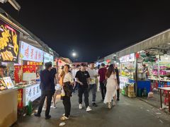 -大学城夜市大排档(凤栖路店)