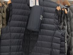 -优衣库(北京万柳华联购物中心店)