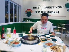 -蛙两只美蛙鱼头火锅(恒茂店)