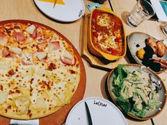 -必胜客(WOW中心城店)