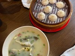 -玖鲜小笼(中山广场店)