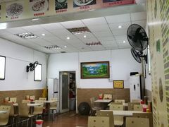 大堂-东平传统鸡饭(德信华城店)