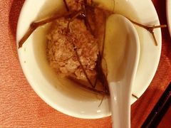 五叶神炖肉汁-御唐府海珊瑚主题餐厅