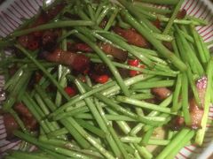 -洞庭土菜小炒馆(易发广场店)