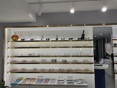 -视野联行眼镜蔡司·依视路官方授权店(顺城店)
