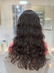 -DO A HAIRSTYLE
