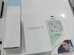 -荣耀授权专卖店(黄浦浙江中路店)