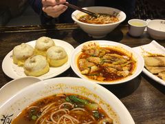 -张氏宽窄巷成都名小吃(茂业百货华强北店)