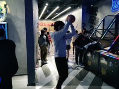 -世代星球·保龄球·镭战真人CS·团建(杨浦店)