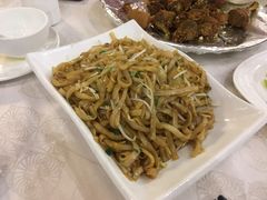 -口衣记鸡饭店
