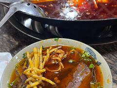 -星鸿社重庆老火锅(燃灯寺分店)